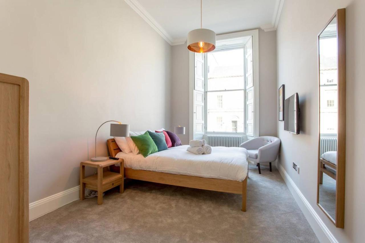 Ferienwohnung Altido Stylish 1-Bed Flat In The Heart Of New Town Edinburgh Exterior foto