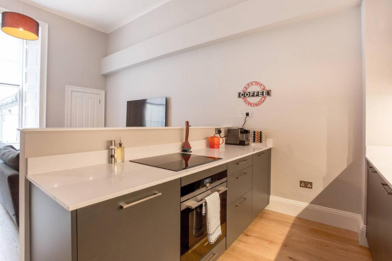 Ferienwohnung Altido Stylish 1-Bed Flat In The Heart Of New Town Edinburgh Exterior foto
