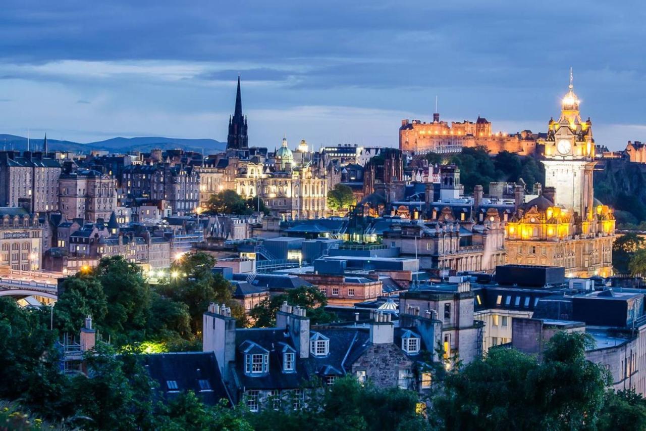 Ferienwohnung Altido Stylish 1-Bed Flat In The Heart Of New Town Edinburgh Exterior foto